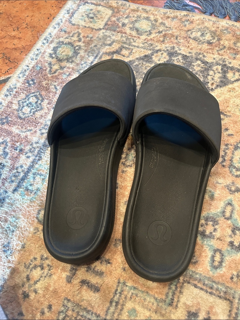 lululemon athletica Restfeel Slide Sandals - Black - Picture 11 of 12